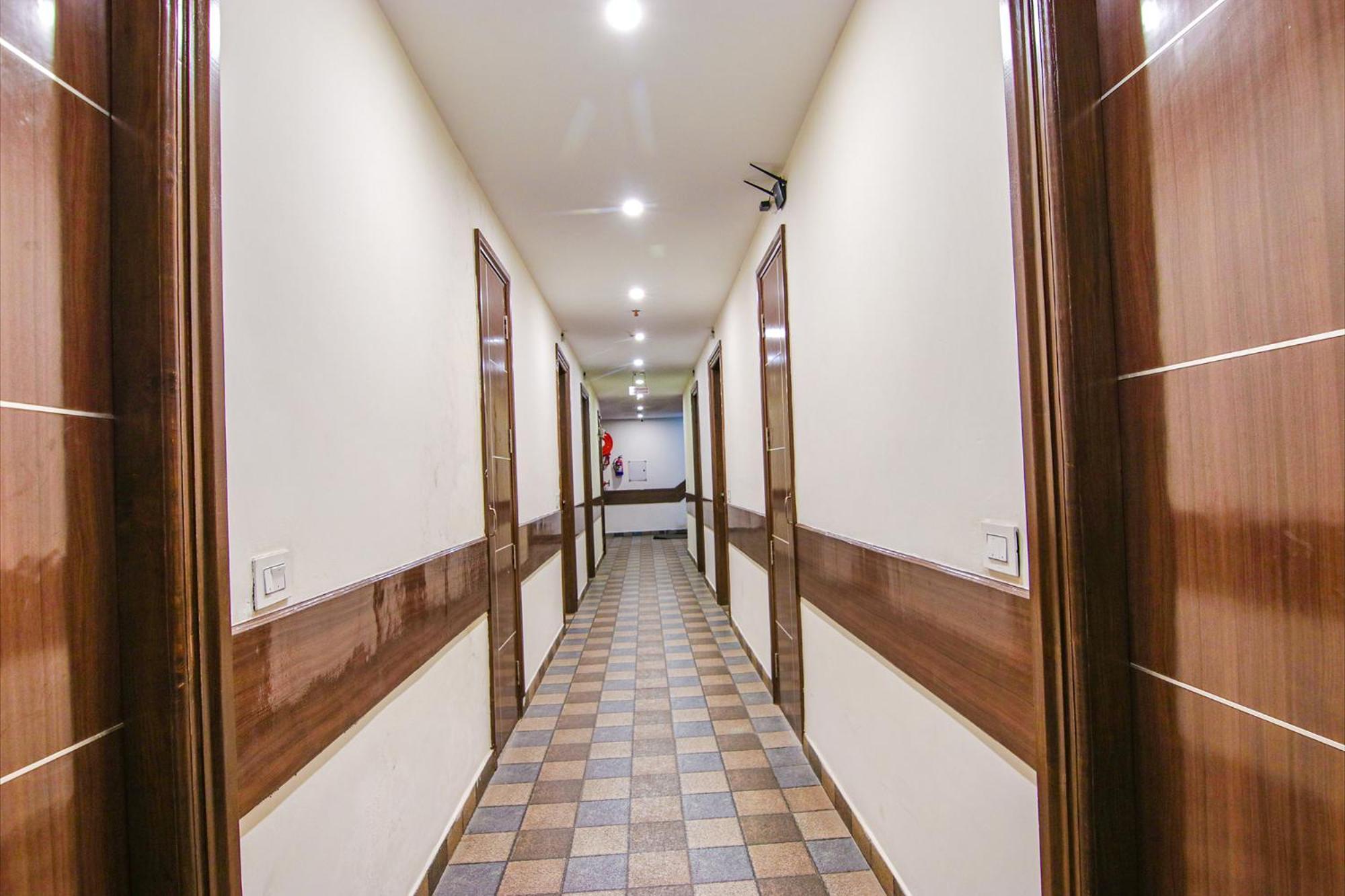 OYO 81174 Hotel Lime Wood Mohali Exterior foto