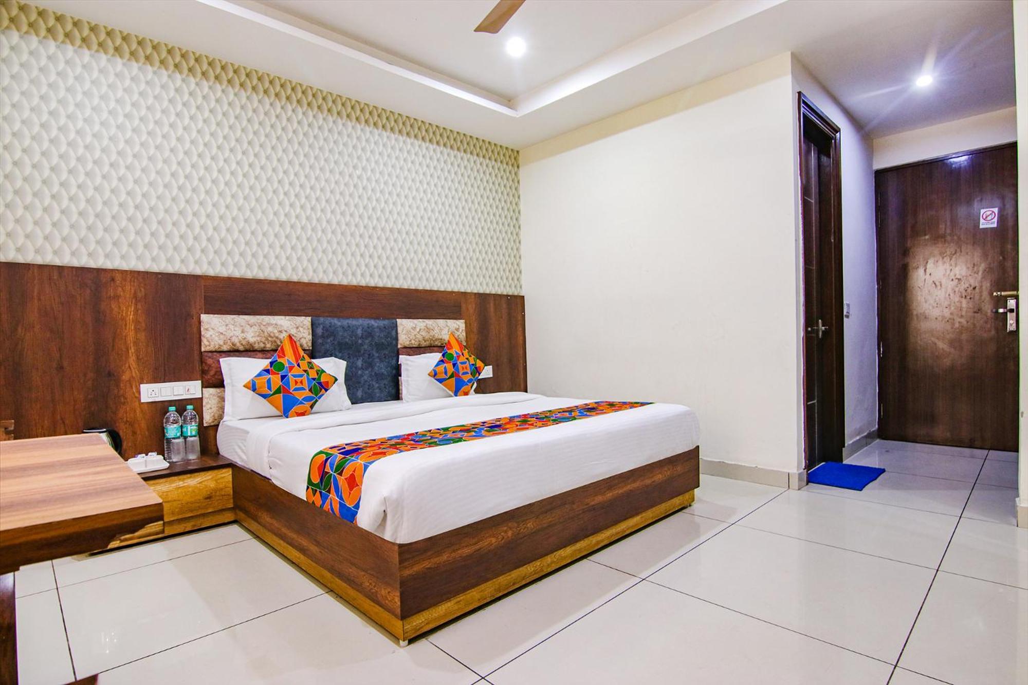OYO 81174 Hotel Lime Wood Mohali Exterior foto