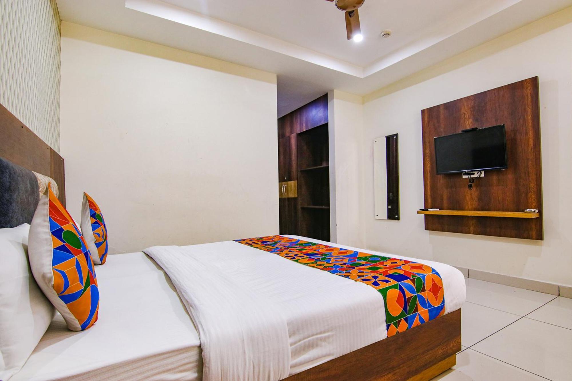 OYO 81174 Hotel Lime Wood Mohali Exterior foto